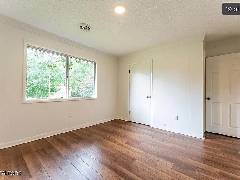 143 Fairhaven Dr — Photo 22