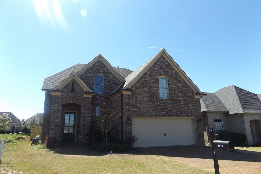 1st image of 7429 Lost Grove Ln