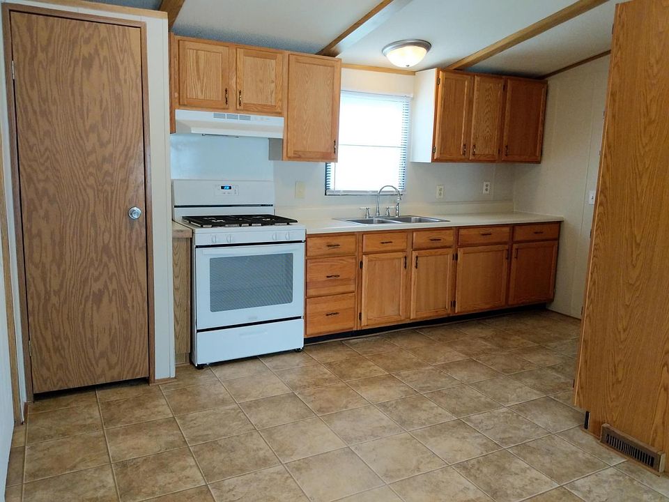 1st image of 1611 Liberty Ct