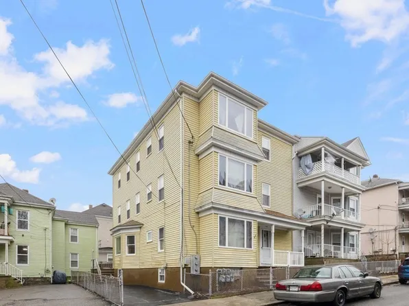132 Horton St, Fall River, MA 02723