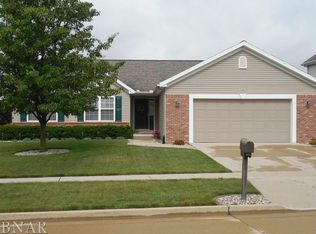 13 Rock Garden Ct, Bloomington, IL