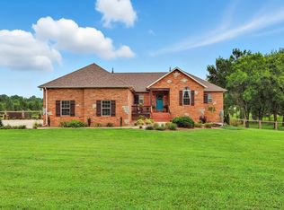 5320 N Willow Rd, Ozark, MO 65721