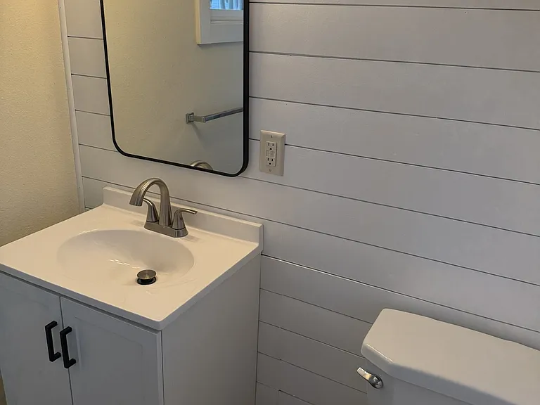 904 W Lorraine Ave — Photo 14