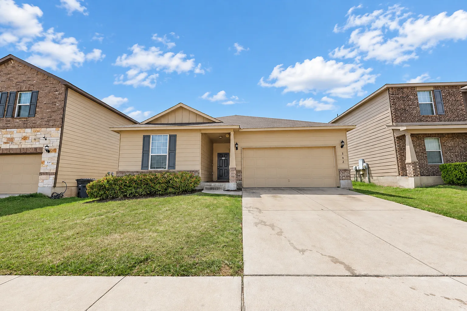 302 W Orion Dr, Killeen — Photo 1