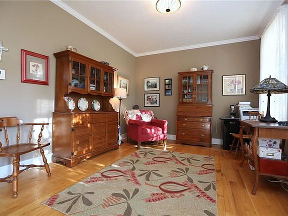 5th image of 7575 Lake Meadow Dr
