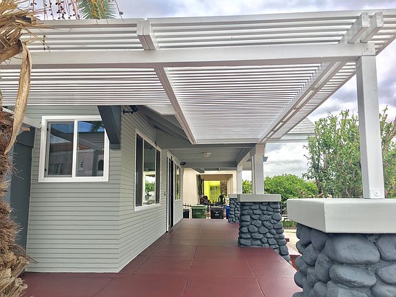 2nd image of 804 W 55th St