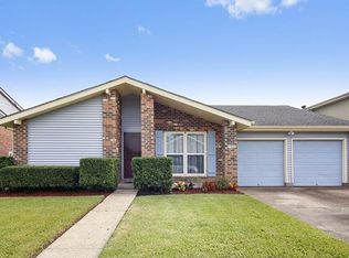 3837 Mercer Ln, Harvey, LA 70058