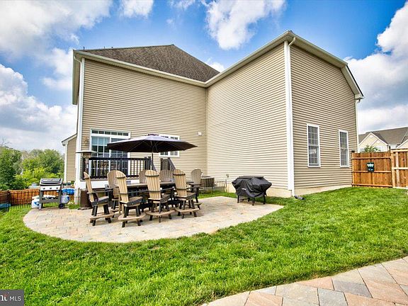 5th image of 307 Fawn Ln