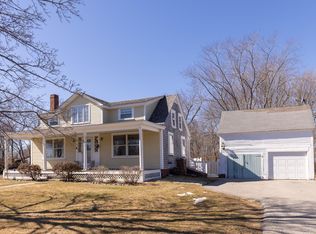 291 Pleasant St, Eliot, ME 03903