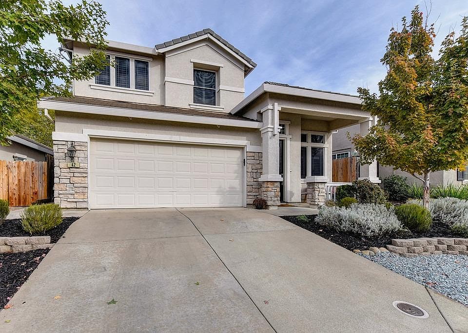 1st image of 42 Diggins Dr