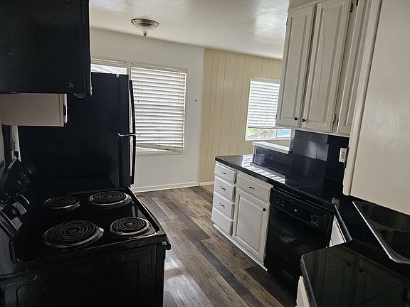 3rd image of 623 El Dorado #629