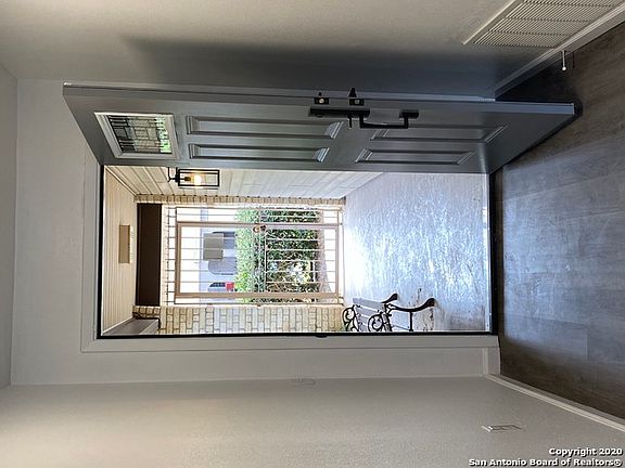 2nd image of 4639 La Marquesa St