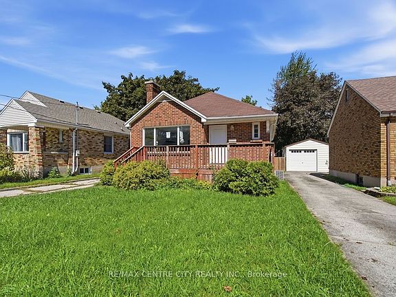 3rd image of 22 Graydon St