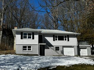 30 Stonybrook Rd, Rockaway, NJ 07866