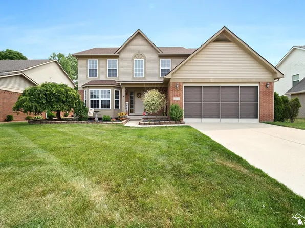 33777 Crooks St, Rockwood, MI 48173