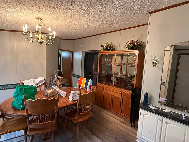 15118 Newberry Ln — Photo 3