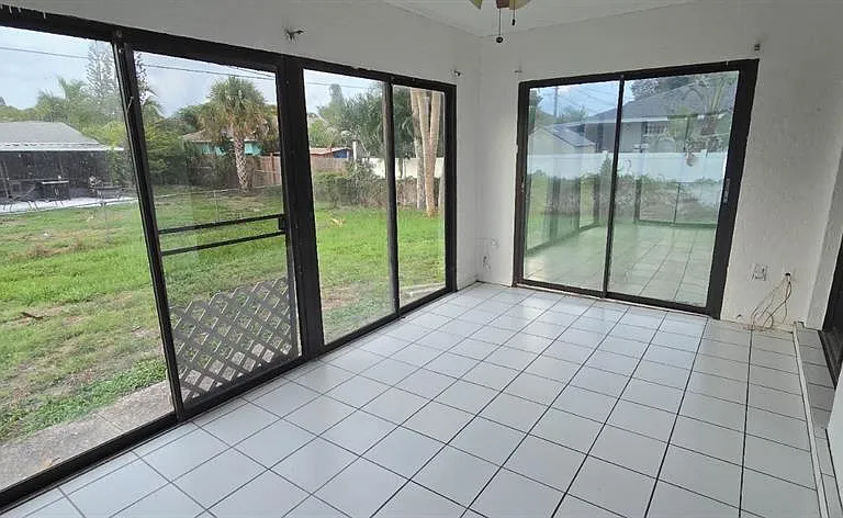 664 Cypress Rd — Photo 2
