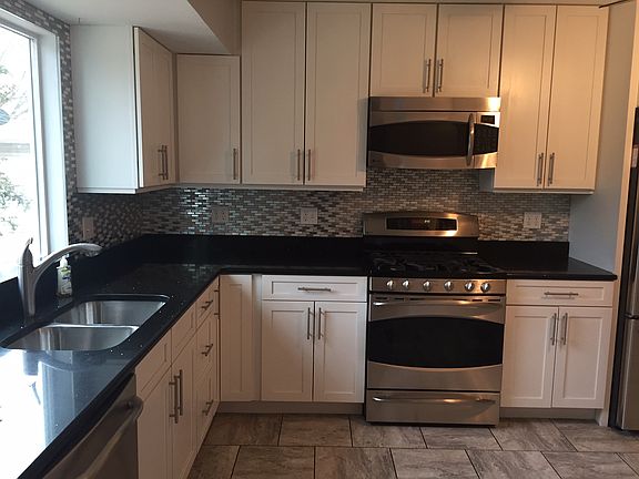 5th image of 9900 Wolff Dr