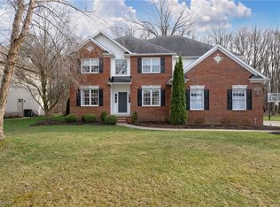 20397 Morar Cir, Strongsville, OH