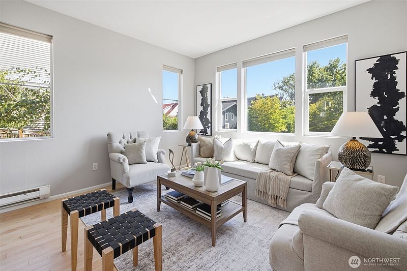 2nd image of 7624 39th Avenue S