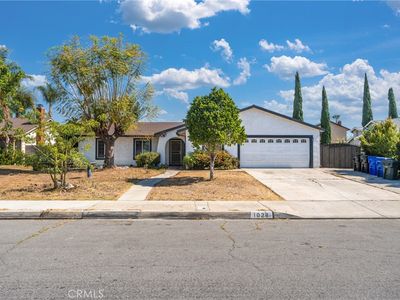 1028 W Woodcrest St, Bloomington, CA, 92316