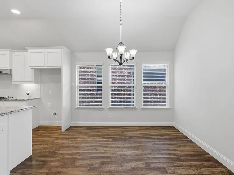 3523 Charleston Dr — Photo 13