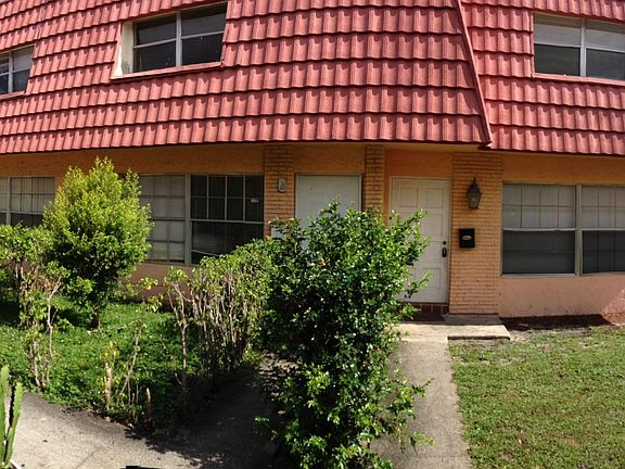 2nd image of 2580 NW 52nd Avenue #C16