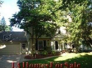 228 Berkshire Rd, Waterloo, IA 50701