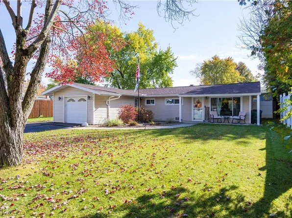 9273 Milford Dr, Northfield, OH 44067