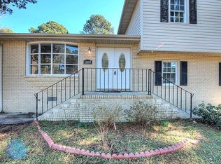 11009 Walton Lake Rd, Disputanta, VA 23842