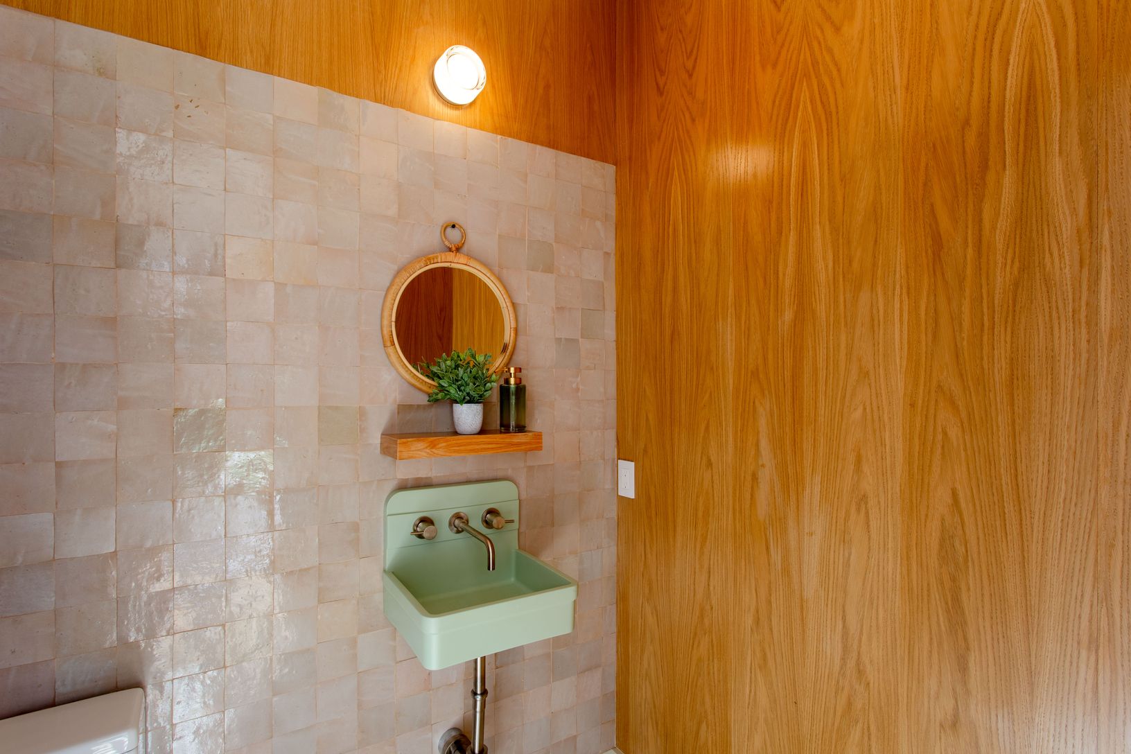  First floor half bath