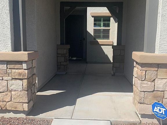 4th image of 17156 W Laurie Ln
