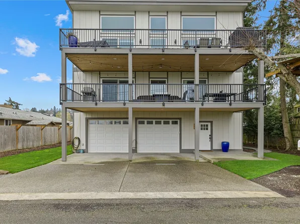 600 Hi Ab La Place NE, Tacoma, WA 98422