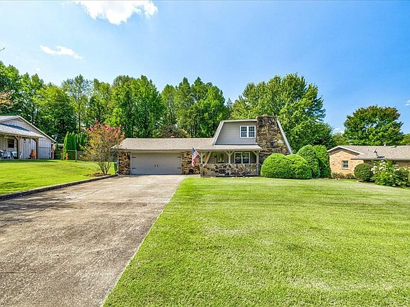 3rd image of 4426 Scotty Ln