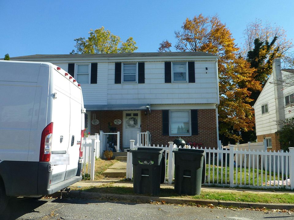 1st image of 905 Prospect St