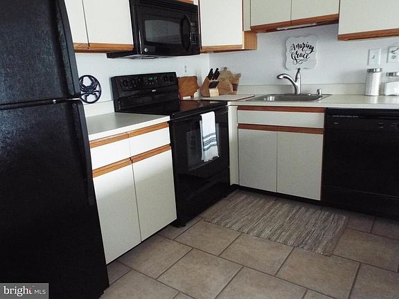 4th image of 12909 Assawoman Dr Unit 102
