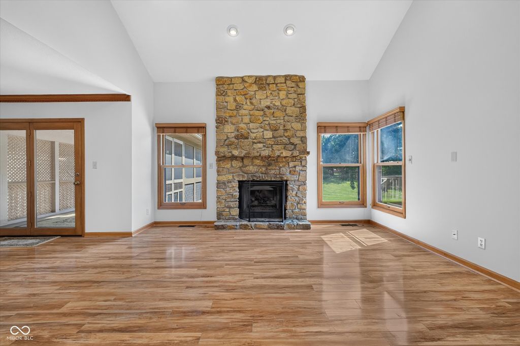 2325 Frisco Pl, Indianapolis, IN - View 4