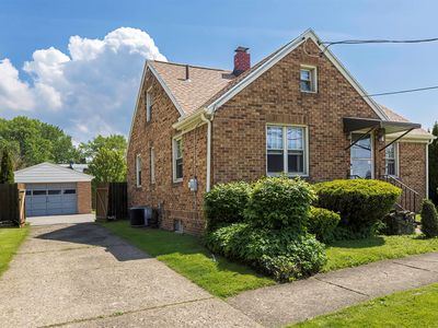 339 E 38th St, Erie, PA, 16504