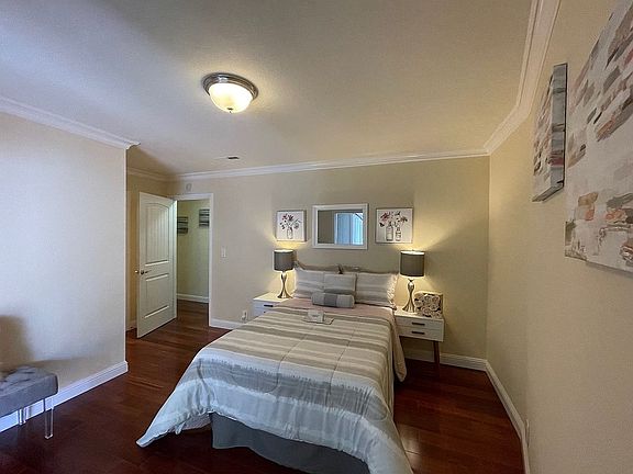 4th image of 880 Mockingbird Ln