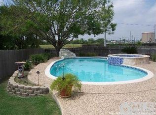 100 Webster Dr, Schertz, TX 78154