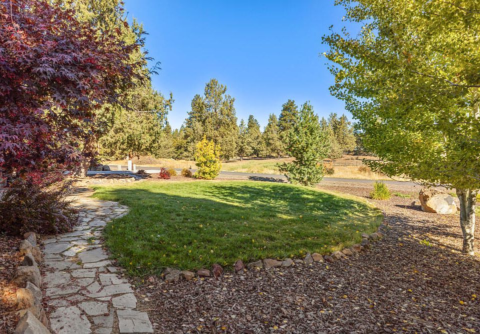 6914 Redstart Rd, Klamath Falls, OR 97601 | Zillow