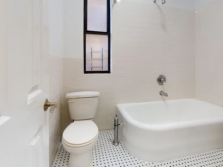 620 W 171st St #3K — Photo 11