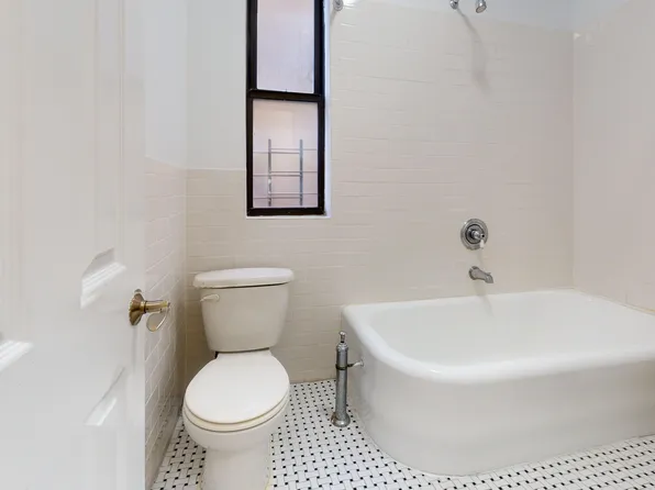 620 West 171st Street image 11 of 12