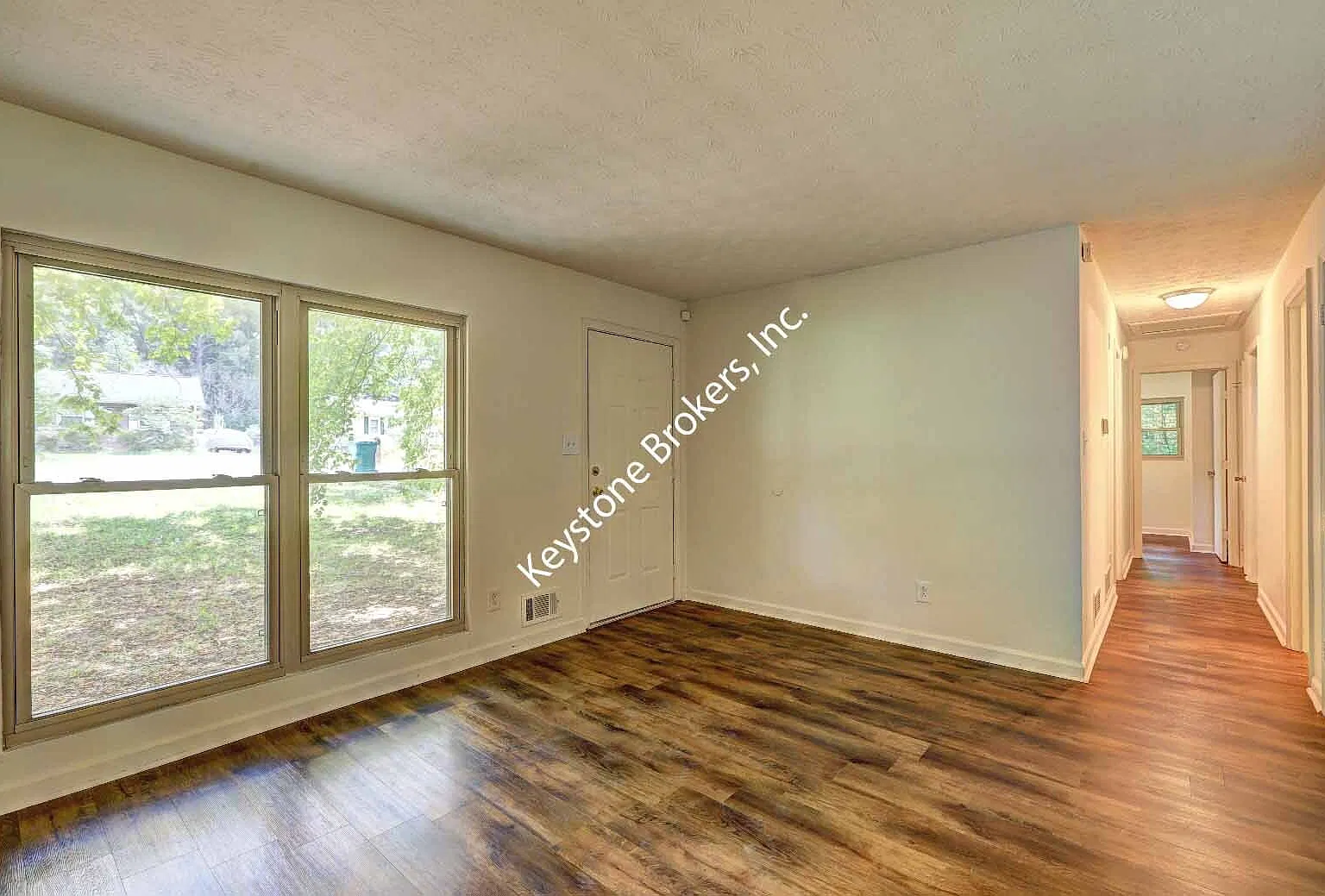 1362 Hatch Cover Circle - 23A — Photo 4