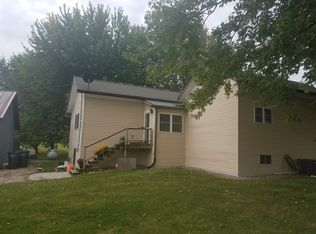 7565 Jacquis Rd, Winneconne, WI 54986