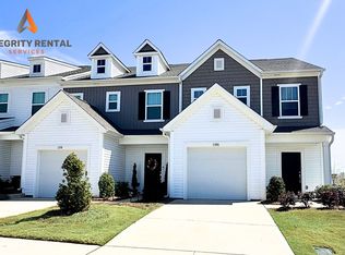 1300 Eagle Claw Dr, Kannapolis, NC 28083