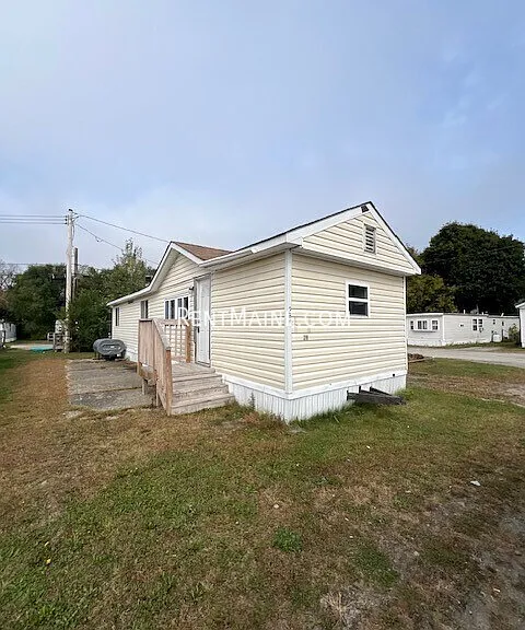 681 Main Rd N #29 — Photo 1