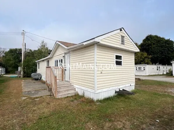 681 Main Rd N, Hampden, ME