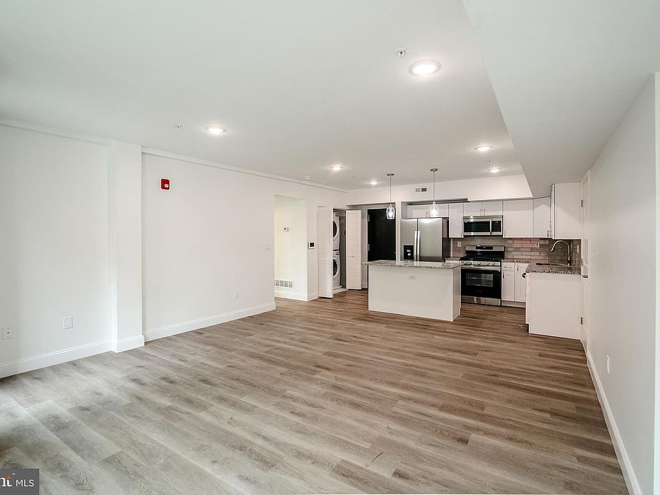 1st image of 129 Washington Ave Unit A