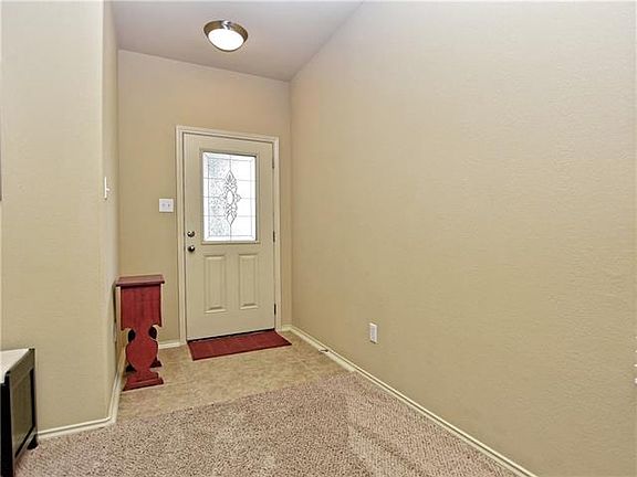 4th image of 230 Wells Bnd